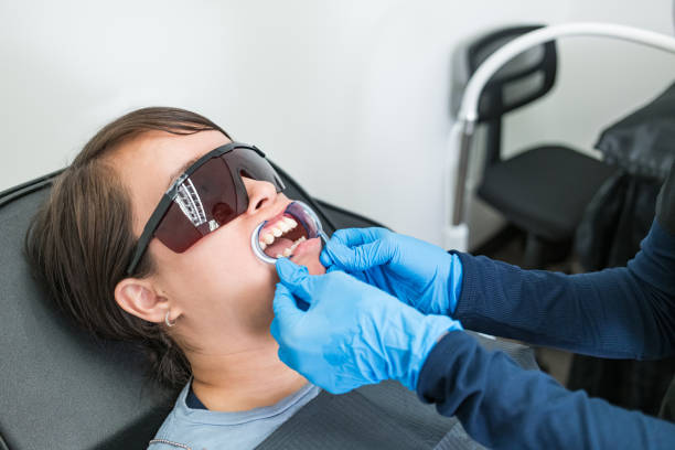 Best Weekend Emergency Dentist in South Les, AK